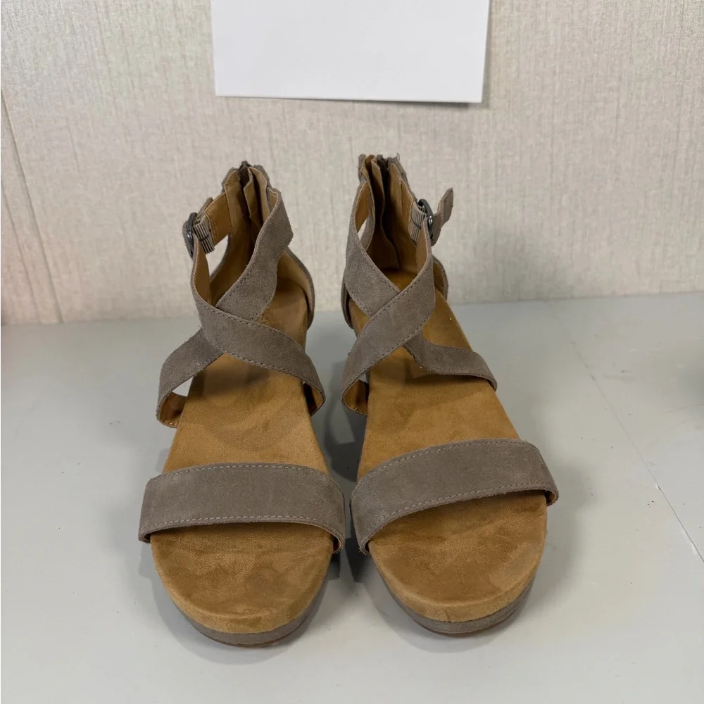 Lucky Brand Kenadee Womens Size 9M Wedge Sandals Shoes Brindle Brown/Oiled Suede